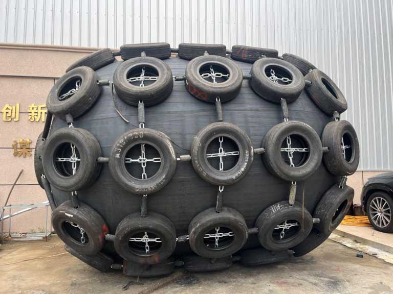 Pneumatic-Fender-29
